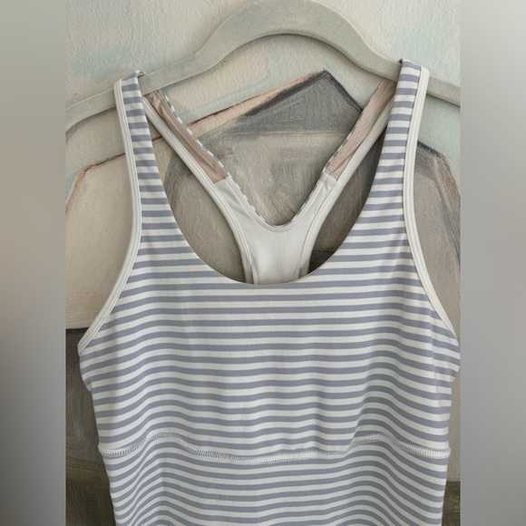 LULULEMON Crossback Tank Classic Stripe White Silver Fox / White size 8 - Picture 5 of 10